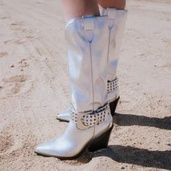 LENNON SILVER 13 LENNON SILVER -Fashion Haven Shop SM 2023 GOES WEST 16 LENNON SILVER 2912