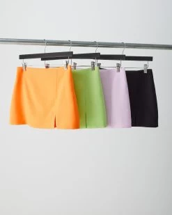 CAM SKORT ORANGE -Fashion Haven Shop SM 2023 JANUARY LIFESTYLE 42 BN109791 0044 CROP 55e06e7d 5b22 4ef8 ae84 7de2b9ce4344