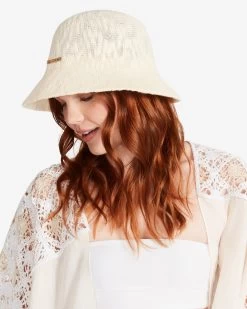 MOLDED POLY YARN BUCKET HAT CREAM -Fashion Haven Shop STEVEMADDEN ACCESSORIES SMA 1214 IVORY 02