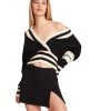 ADDISON PULLOVER BLACK -Fashion Haven Shop STEVEMADDEN APPAREL BM306234 BLACK 05
