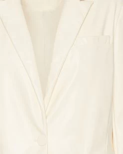 AUDREY BLAZER VANILLA 20 AUDREY BLAZER VANILLA -Fashion Haven Shop STEVEMADDEN APPAREL BN102881 VANILLA DETAIL