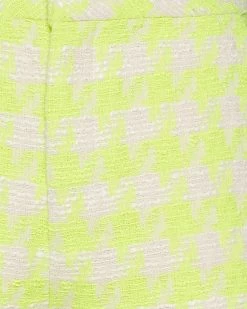 LIA SHORT LIME 24 LIA SHORT LIME -Fashion Haven Shop STEVEMADDEN APPAREL BN103433 GREEN DETAIL